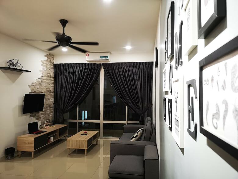 Apartamentos Twins House Homestay