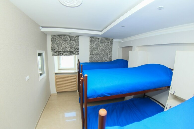 Hostal Kupe Capsule Hotel & Hostel