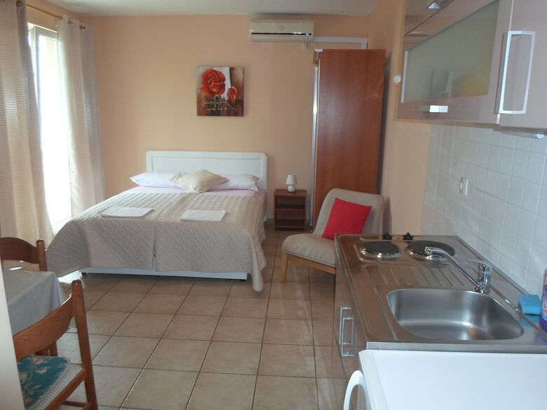 Apartmani Golic