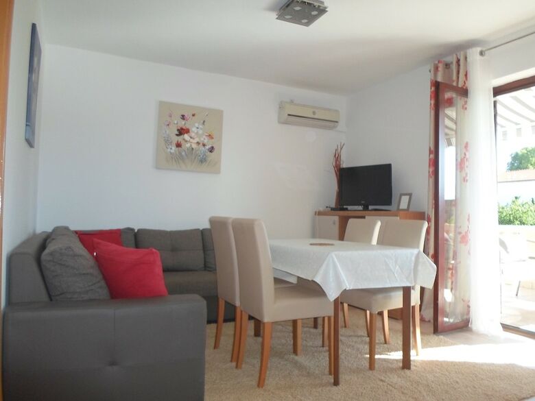 Apartmani Golic
