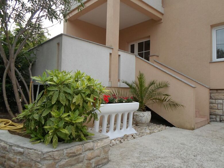 Apartmani Golic