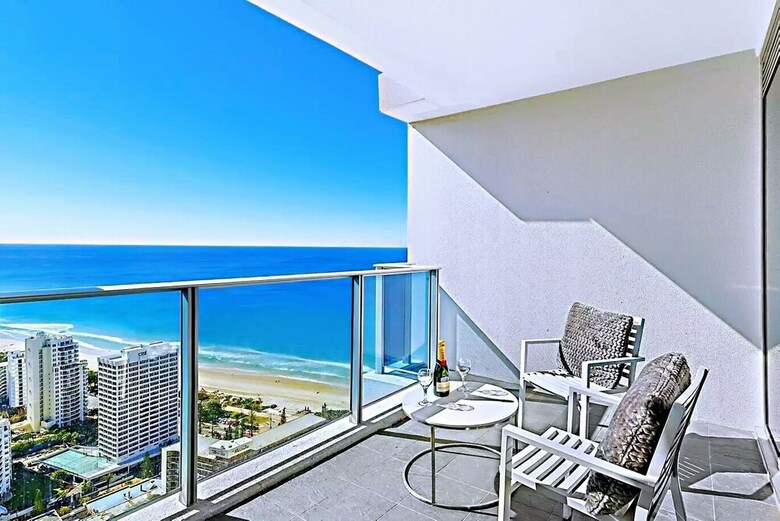 H Residence Apartments- Holiday Paradise
