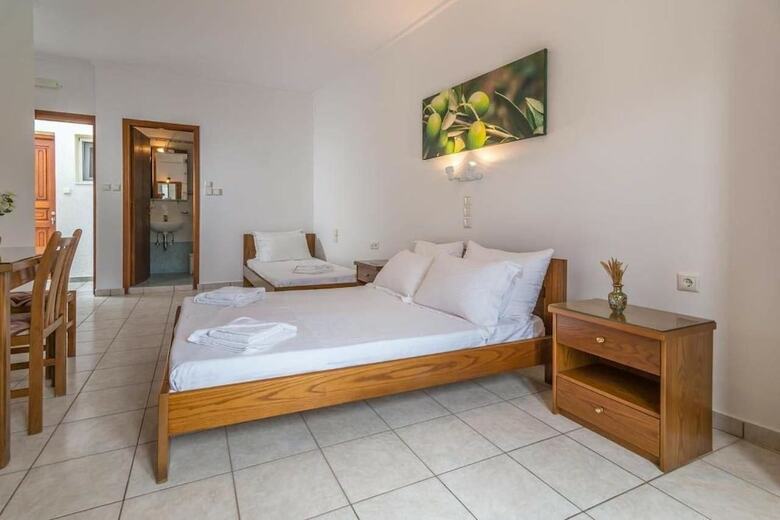 Hotel Olive Studios