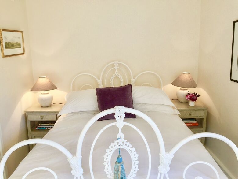 Bed & Breakfast Brook Farm Cottage