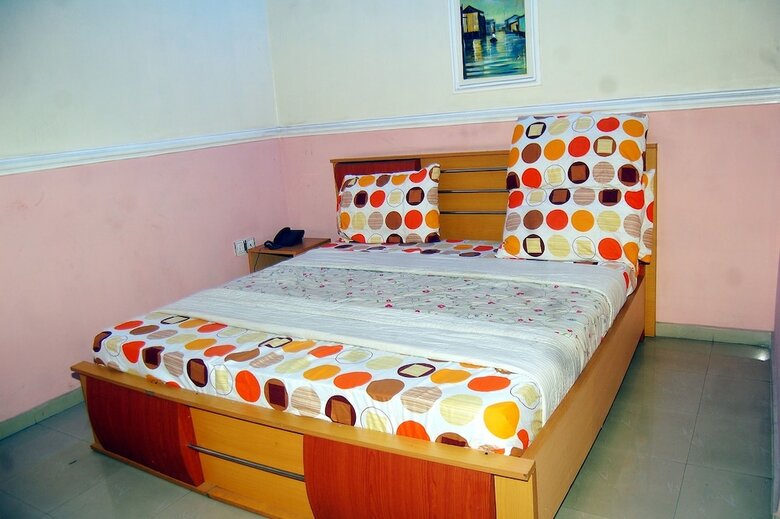 De-b Garden Hotel