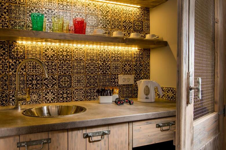Hotel Caldera's Dolphin Suites