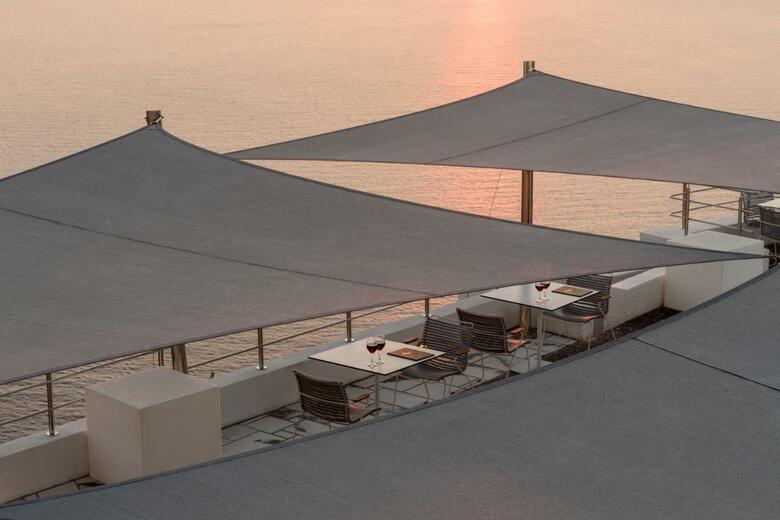 Hotel Caldera's Dolphin Suites