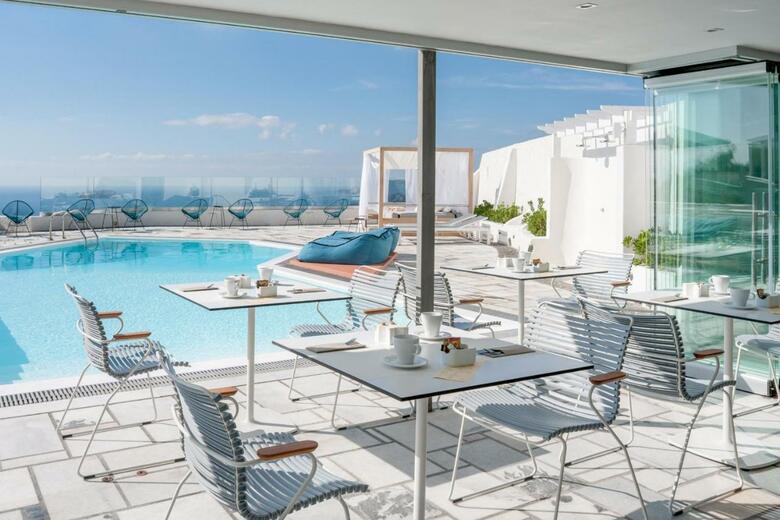 Hotel Caldera's Dolphin Suites