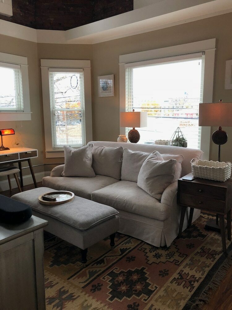 Bed & Breakfast Kara's Kottages @ Cedar St