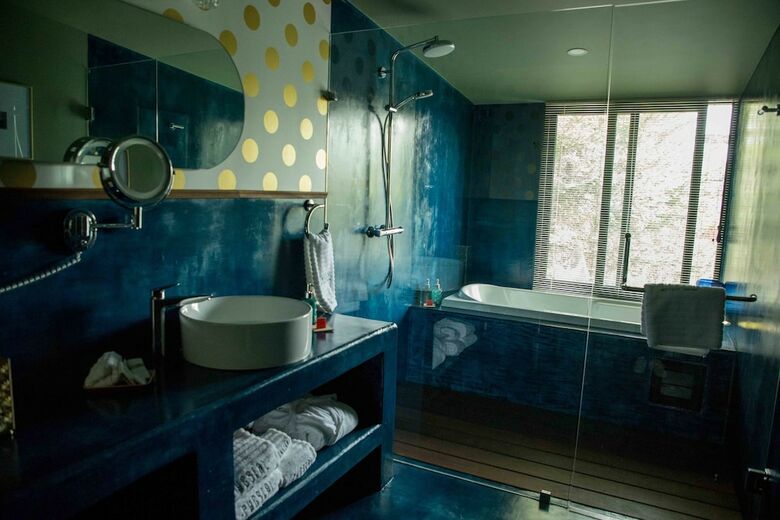 Bed & Breakfast Pug Seal Anatole France