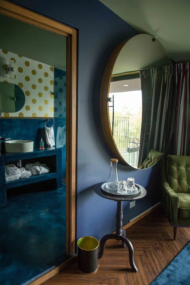 Bed & Breakfast Pug Seal Anatole France