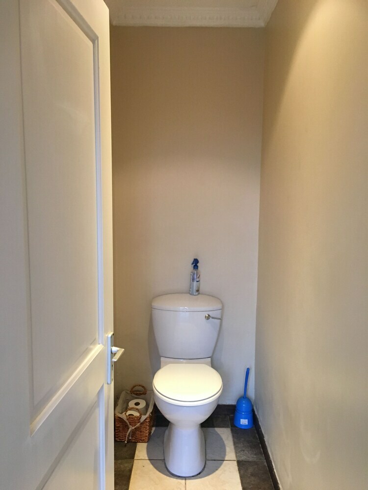 123 Ocean View Drive Apartment
