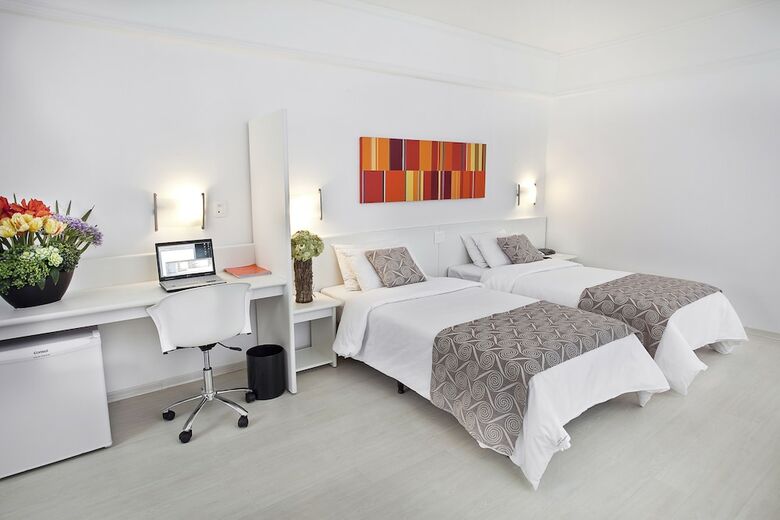 Hotel Boulevard Plaza