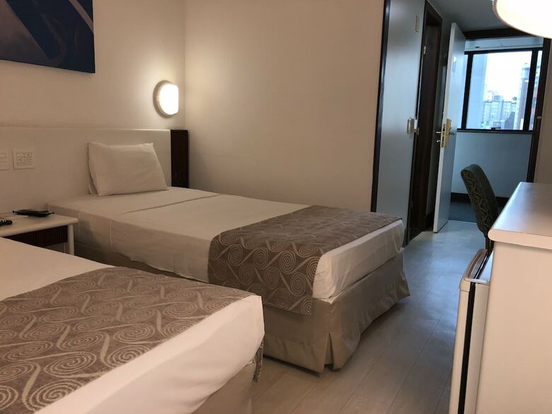 Hotel Boulevard Plaza
