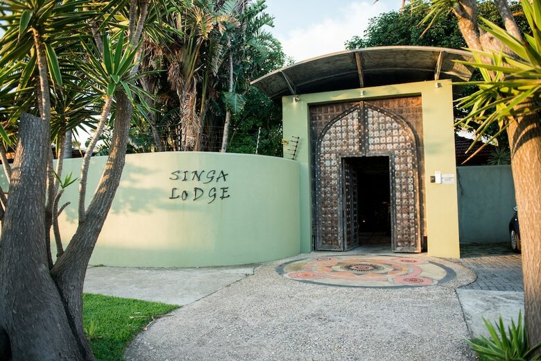 Singa Lodge - Lion Roars Hotels & Lodge