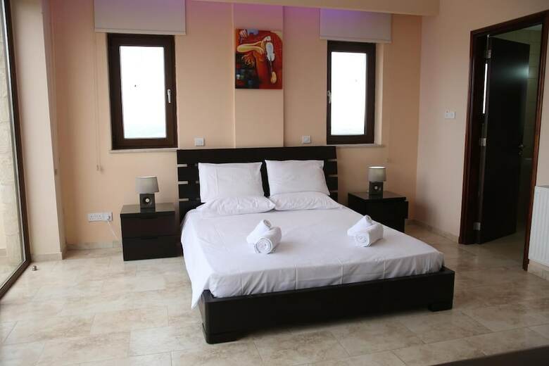 Starlit Villa