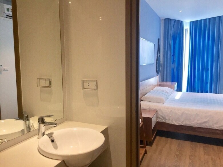Apartamentos Angela House Ha Long Bay View