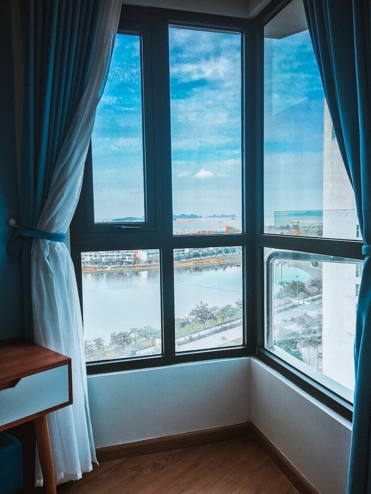 Apartamentos Angela House Ha Long Bay View