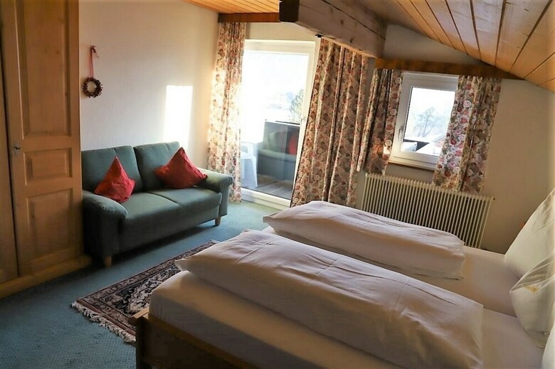 Hotel Sonnenhof Mieming Apartments & Zimmer