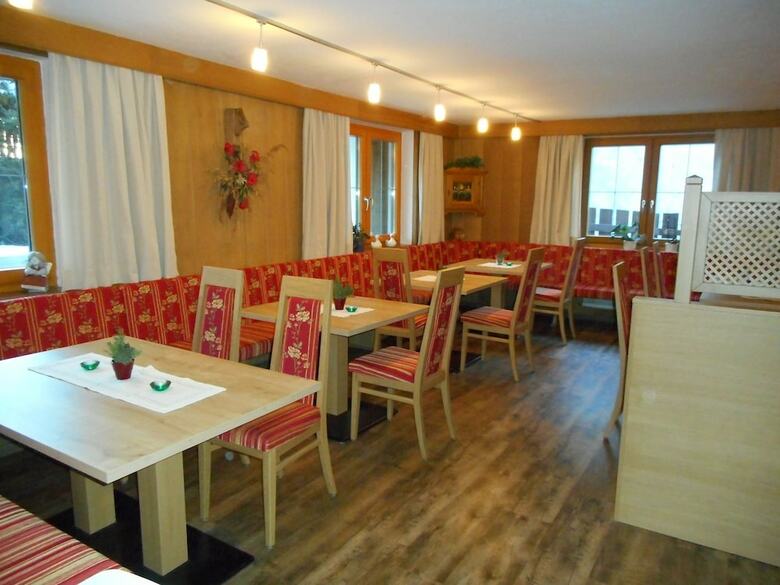 Hotel Sonnenhof Mieming Apartments & Zimmer