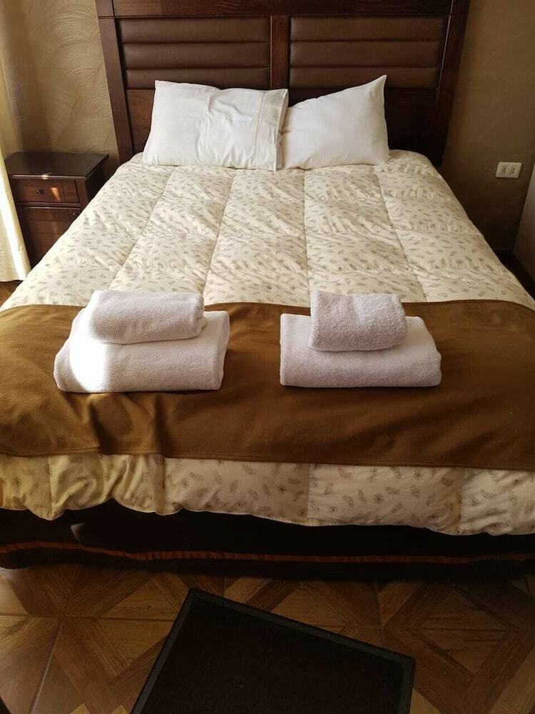 Las Tholas Hotel