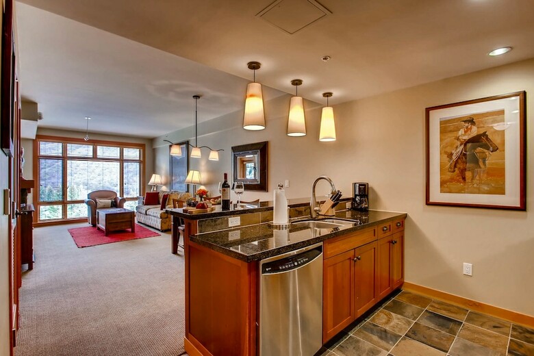 Capitol Peak Lodge By Snowmass Mountain Lodging
