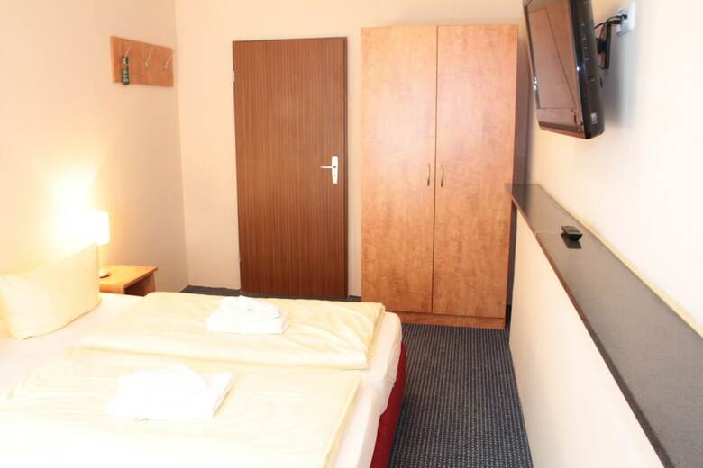 Hotel Holl
