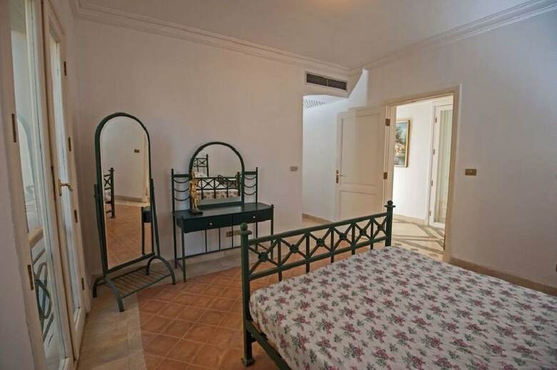 Sea View 4 Bedrooms Hill Villa-hill H 86