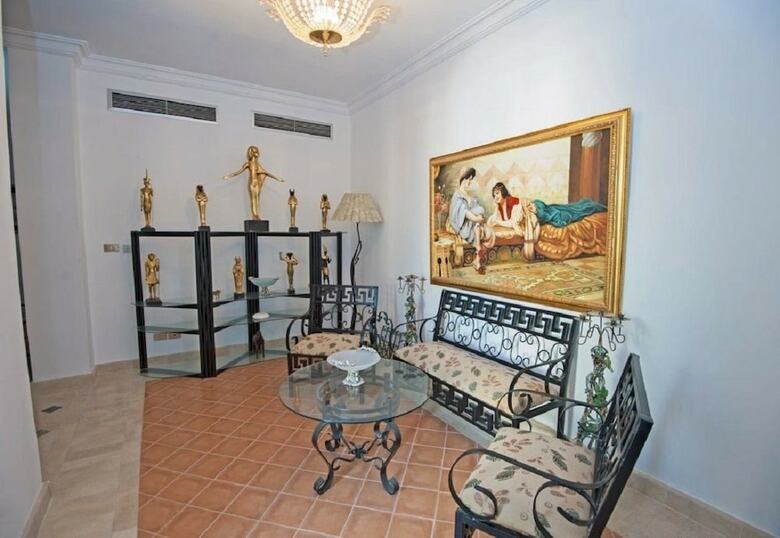 Sea View 4 Bedrooms Hill Villa-hill H 86