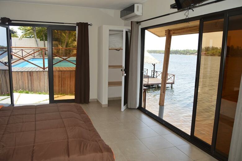 Villa Assinie Bord De Lagune