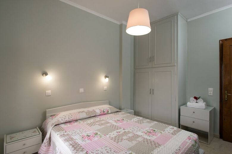 Villa Eleni Apartments