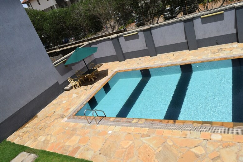 Apartamentos Westside Residency