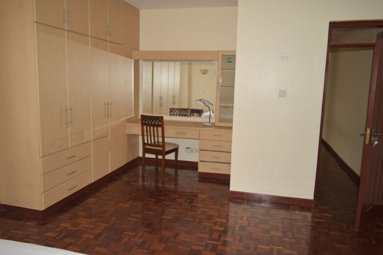 Apartamentos Westside Residency