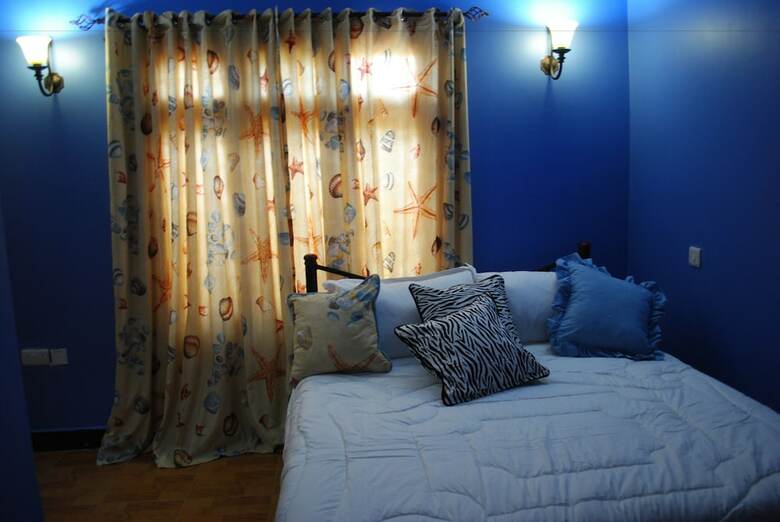 Bed & Breakfast Saruni River Lodge