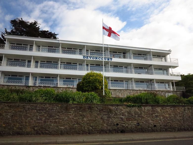 Devoncoast Seaview Apartments