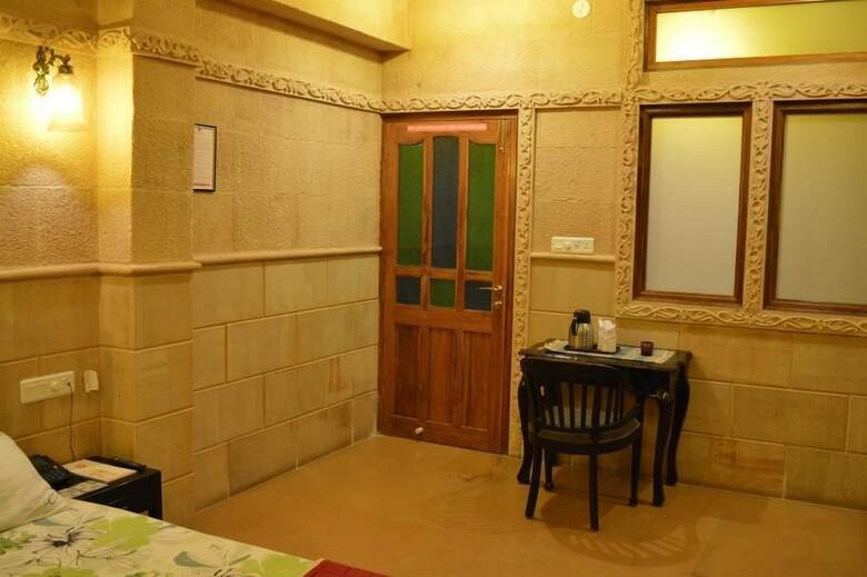 Hotel Jessulkot