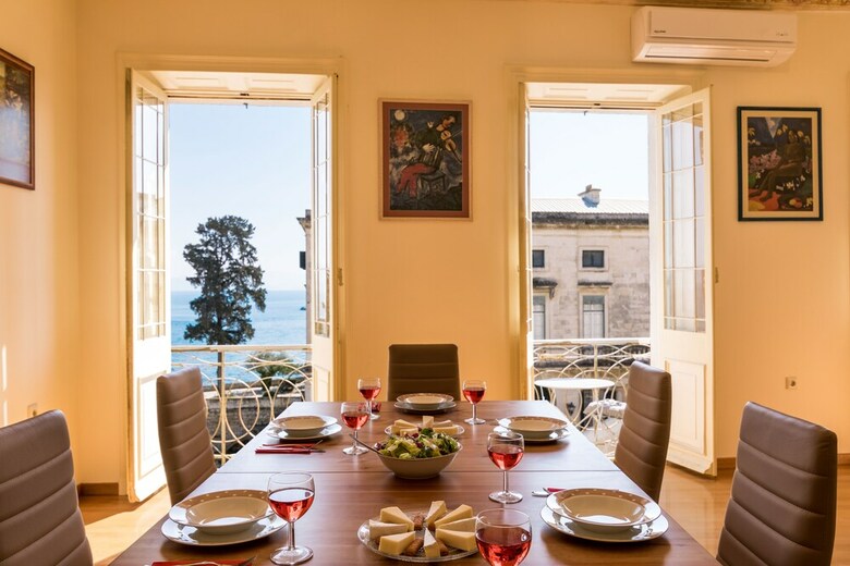 Luxury Seaview Apartment In Corfu Town By Konnect