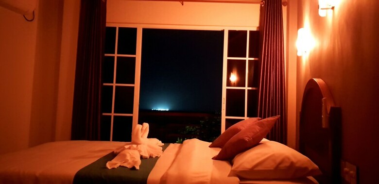 Hotel Hibiscus Holidays