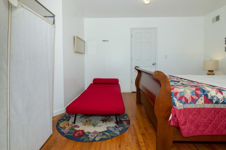 Hotel Racpanos Modern Stay On Ocean Avenue