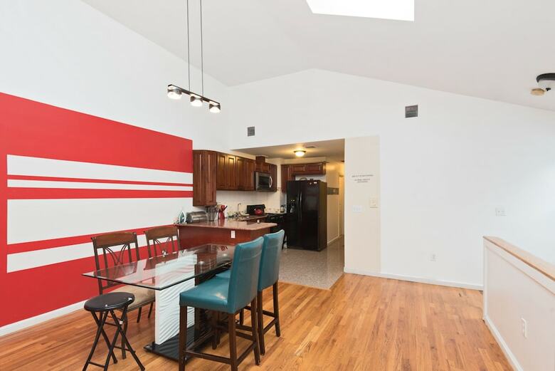 Hotel Racpanos Modern Stay On Ocean Avenue