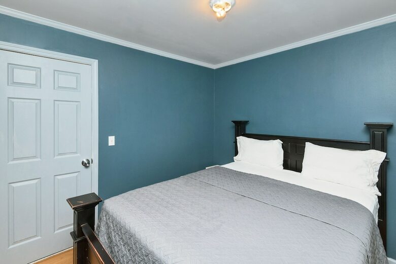 Hotel Racpanos Modern Stay On Ocean Avenue