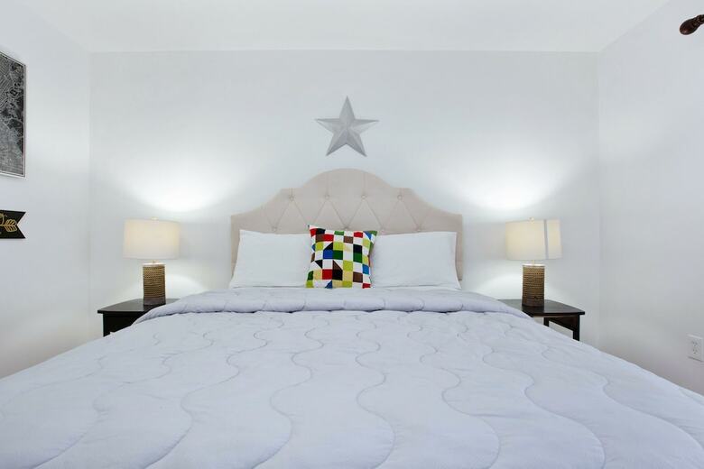 Hotel Racpanos Modern Stay On Ocean Avenue