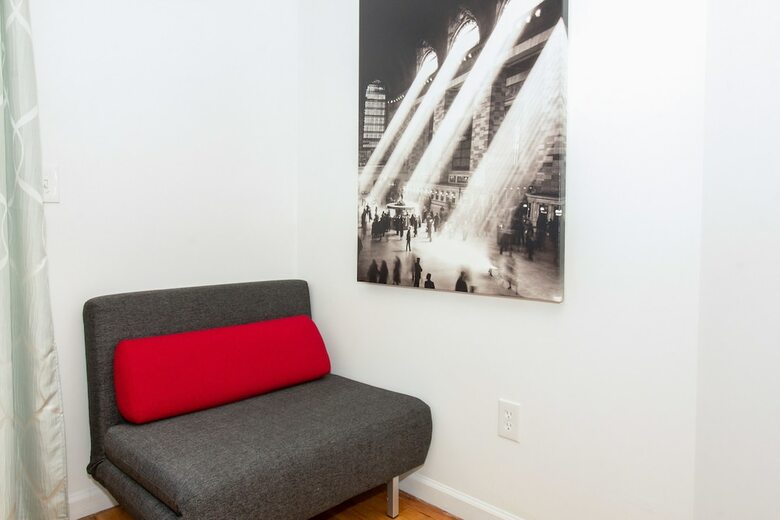 Hotel Racpanos Modern Stay On Ocean Avenue