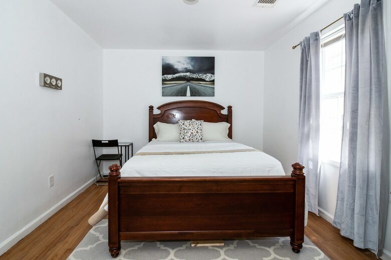 Hotel Racpanos Modern Stay On Ocean Avenue