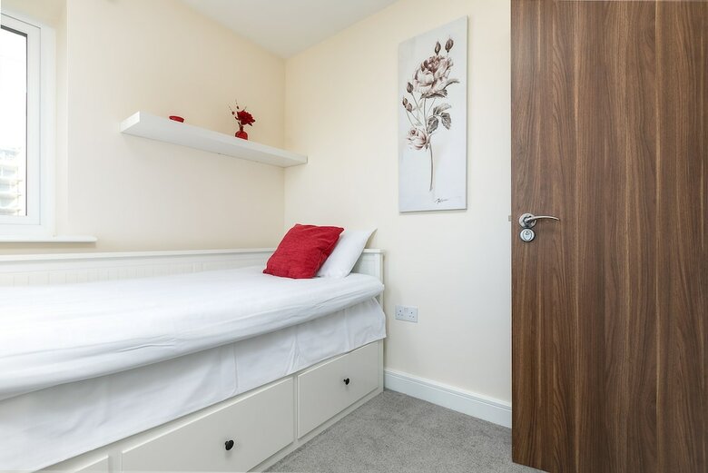 Kvm - Quayside House