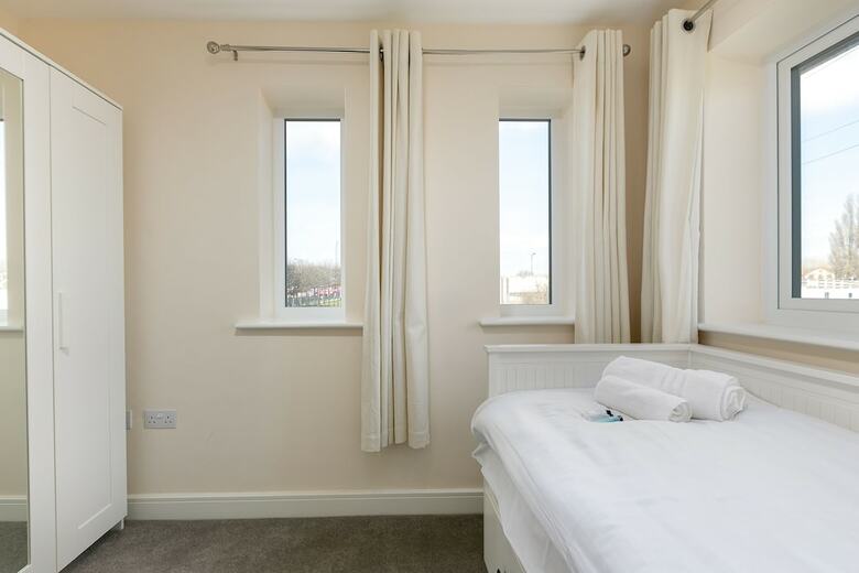 Kvm - Quayside House