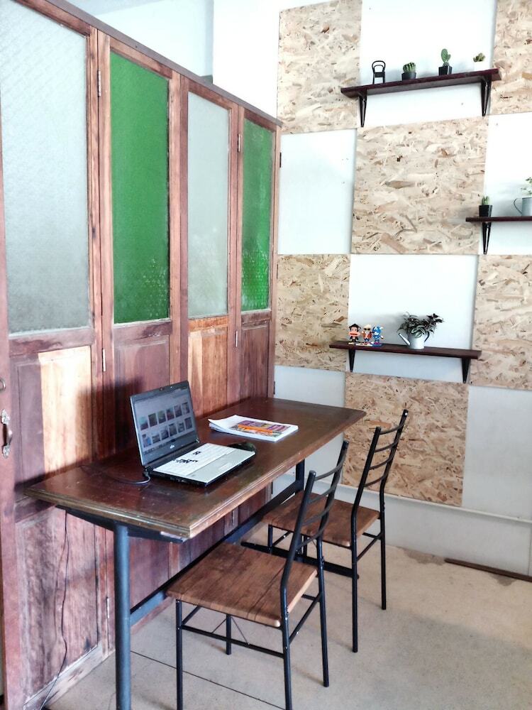 Hostal Charming House - Hostel