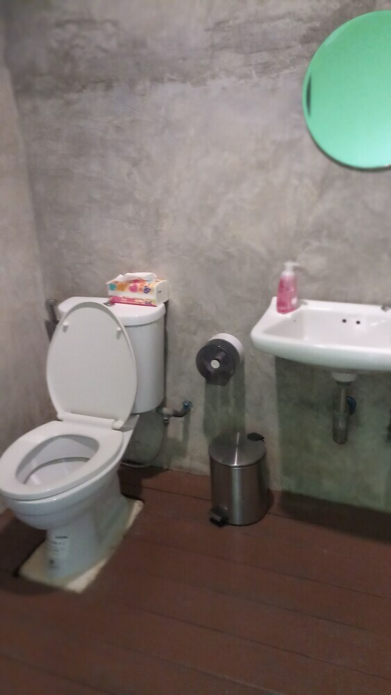 Hostal Charming House - Hostel