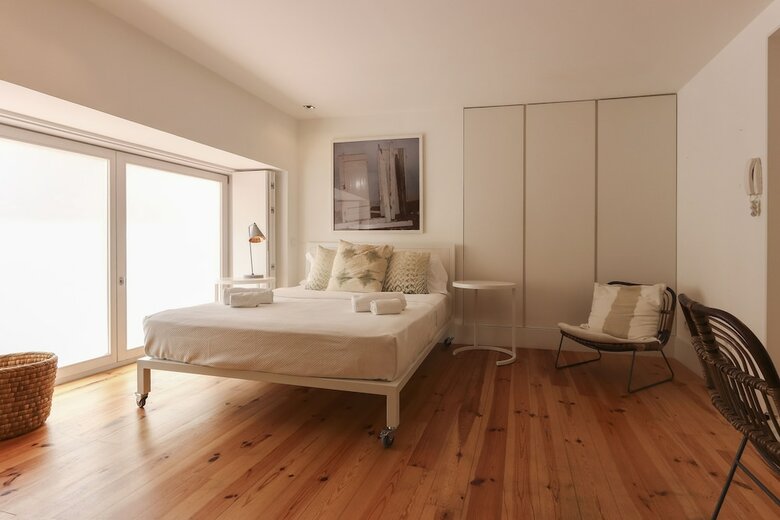 Apartamentos Combro Suites By Homing