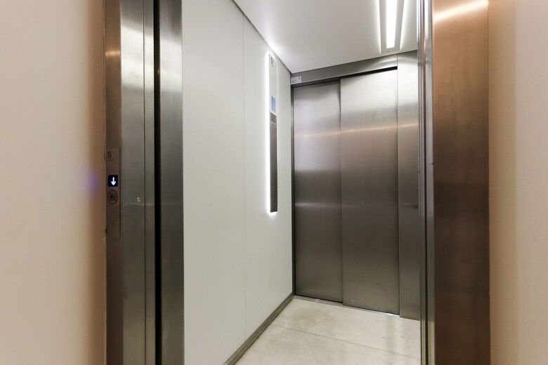 Apartamentos Combro Suites By Homing